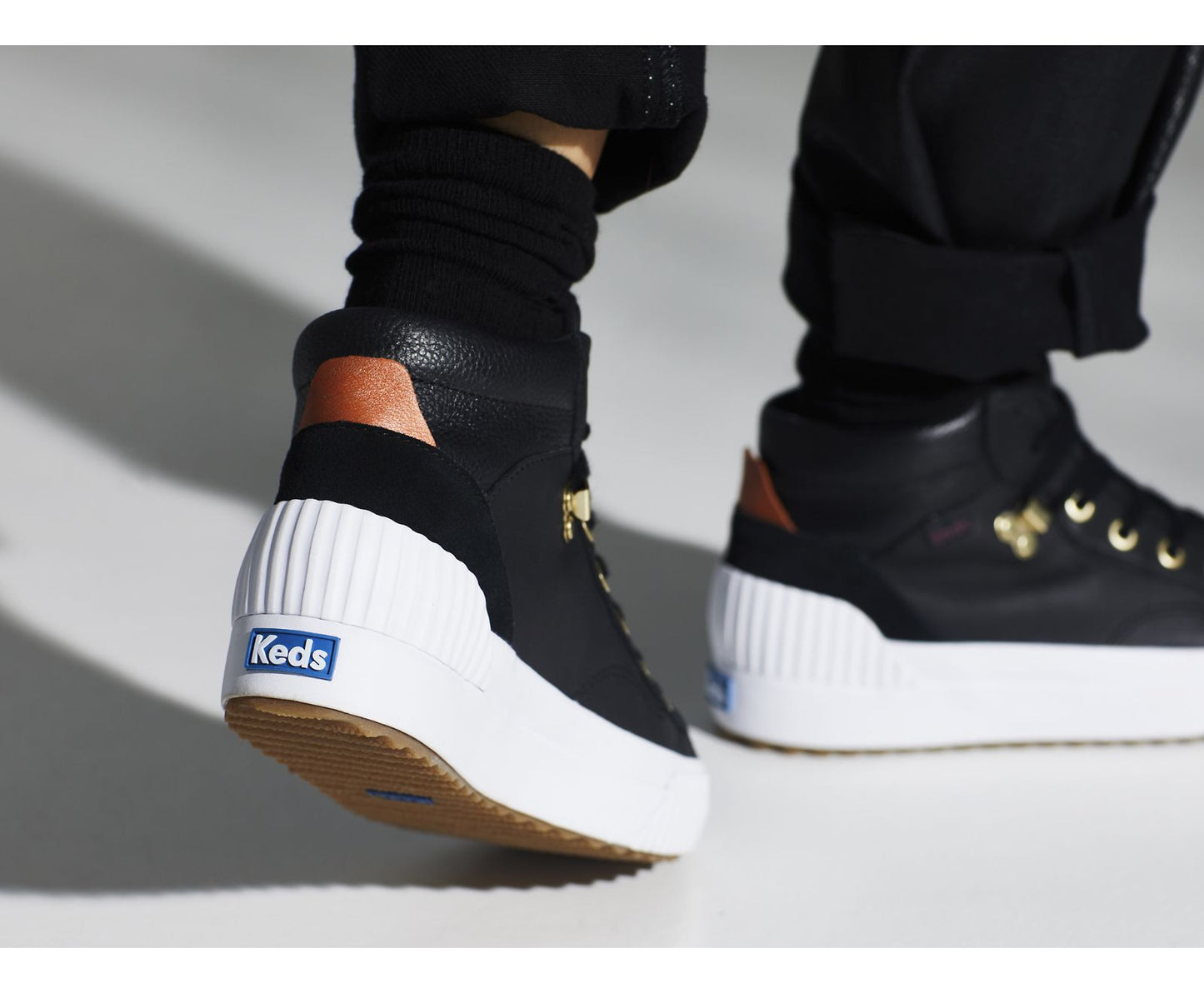 Demi Mid TRX Leather Black
