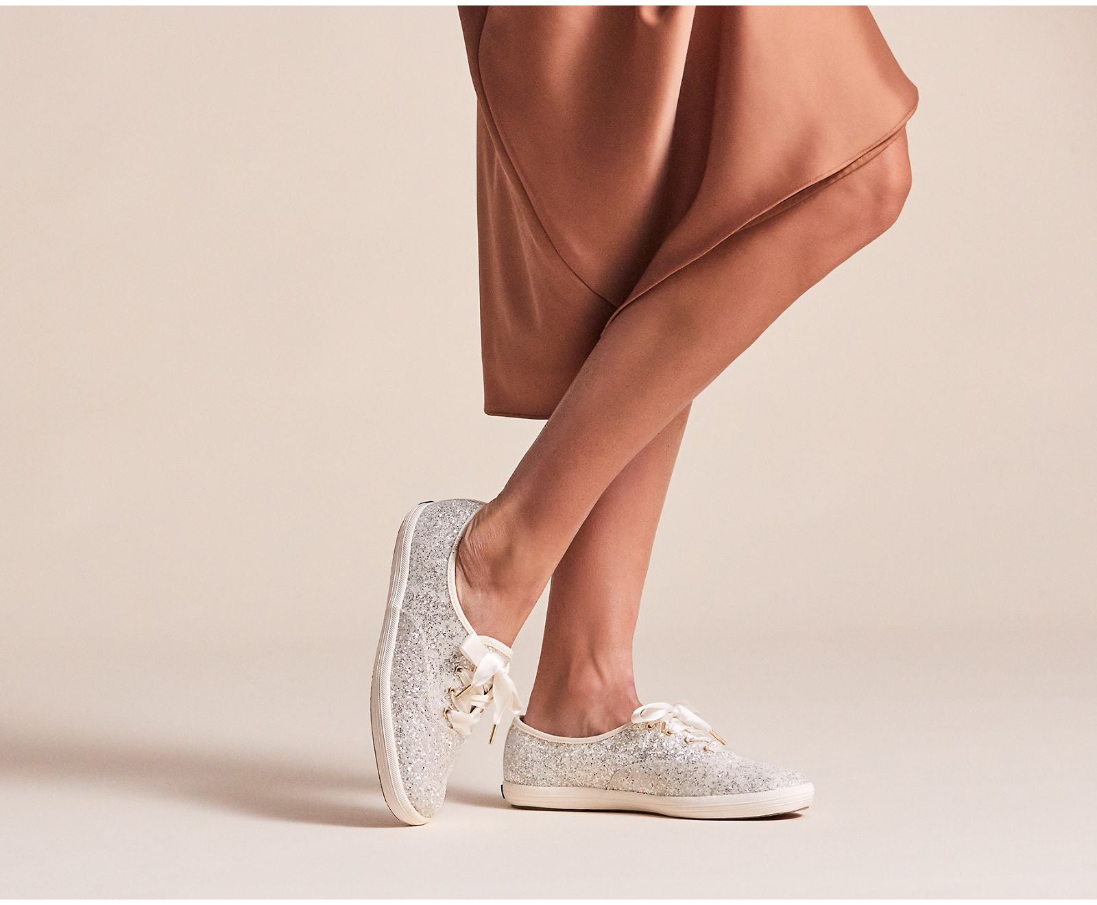 x kate spade new york Champion Glitter Cream Glitter