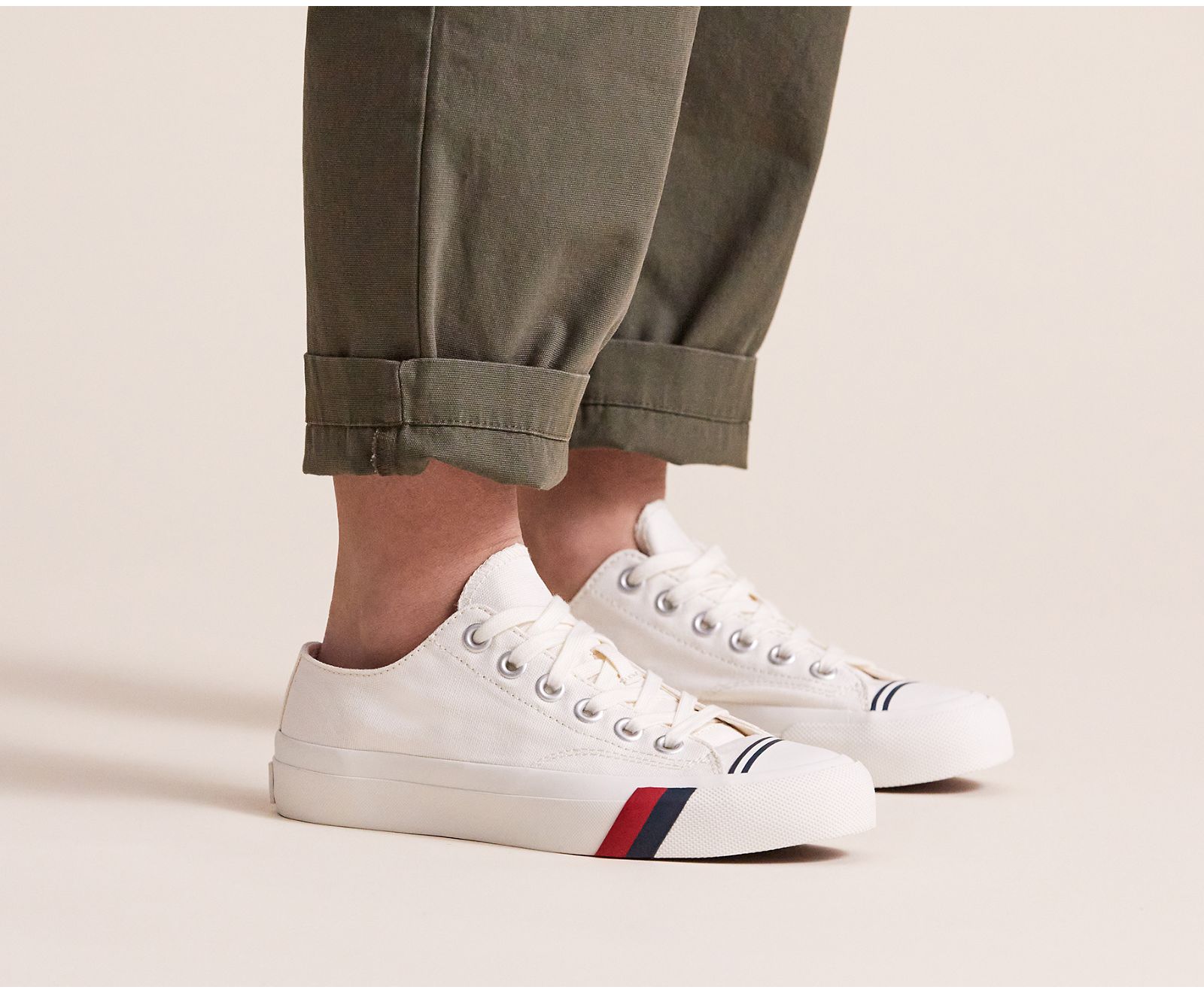 Royal Lo White