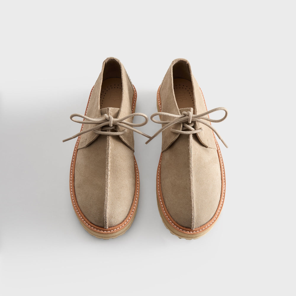 8th St by Ronnie Fieg for Clarks Originals Trek King - Sand Suede