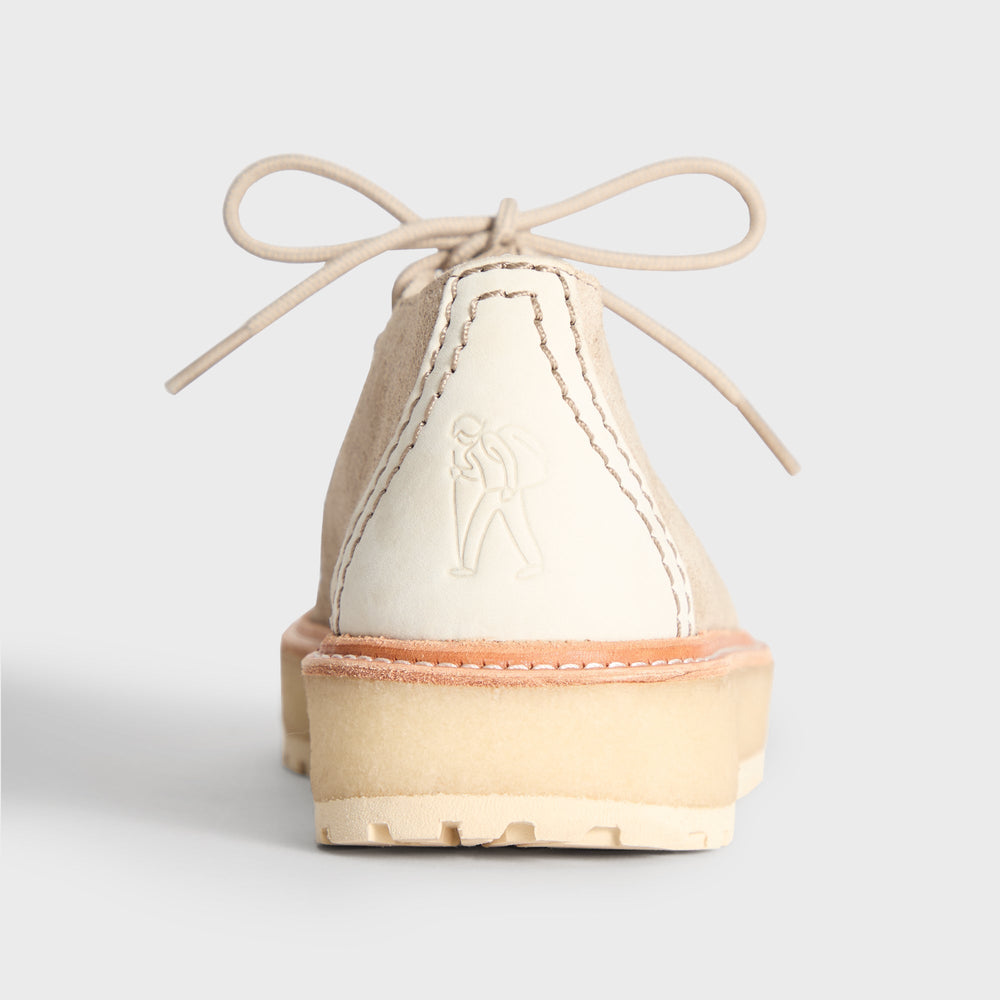 8th St by Ronnie Fieg for Clarks Originals Trek King - Sand Suede