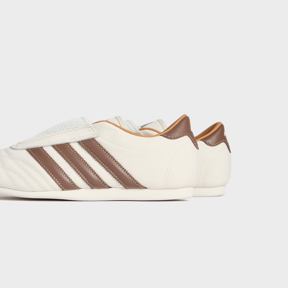 Kith Women for adidas Originals Taekwondo - Natural Canvas / Coffee Qu