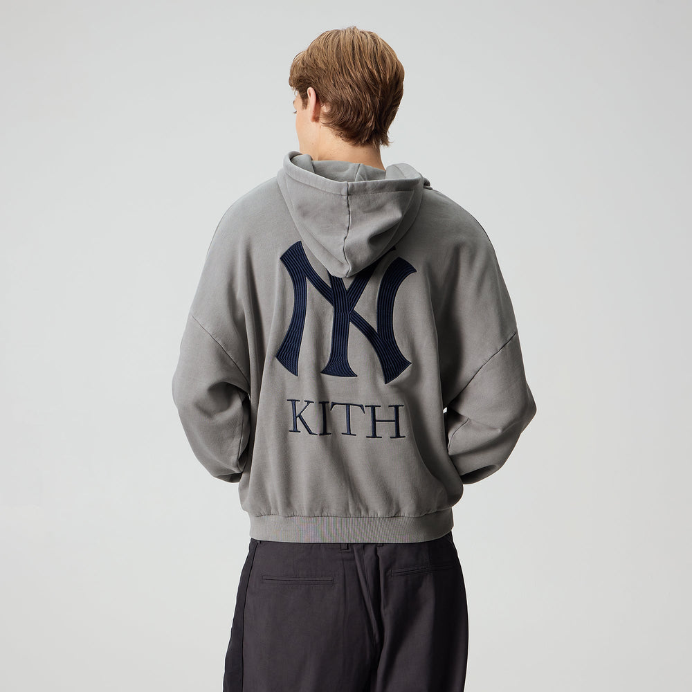 Kith for the New York Yankees Cropped Braxton Full Zip Hoodie - Statue