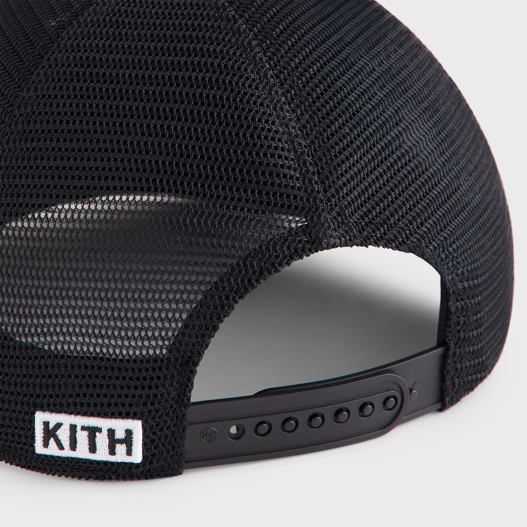 Kith & '47 for the Chicago White Sox Hitch Snapback Trucker Hat - Blac