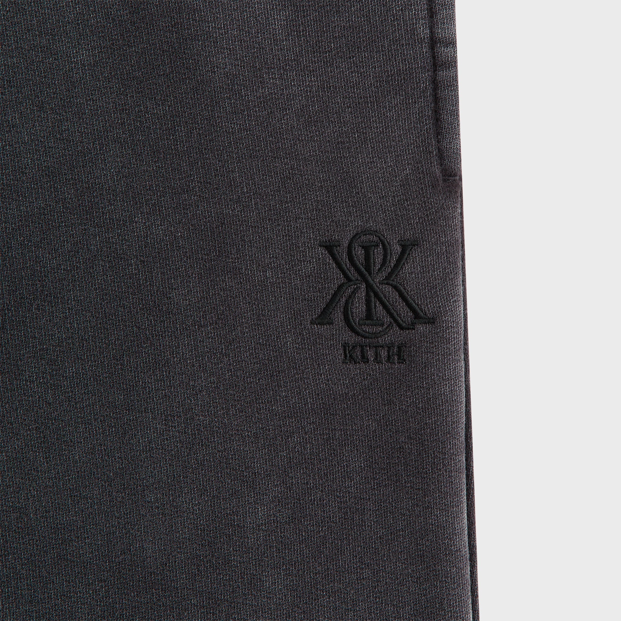 Kith Women Chelsea III Crest Sweatpant - Black