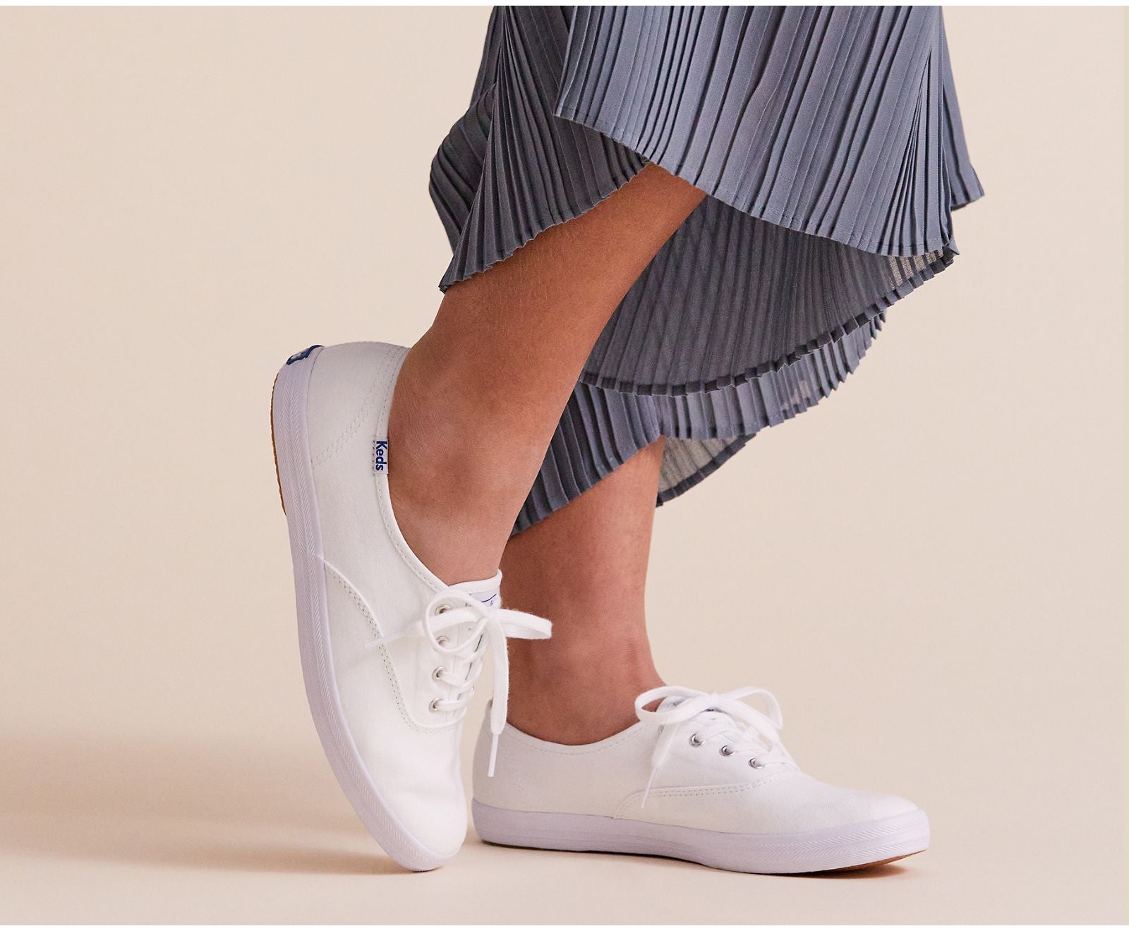Champion Feat. Organic Cotton White