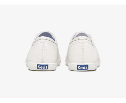 Chillax Leather White