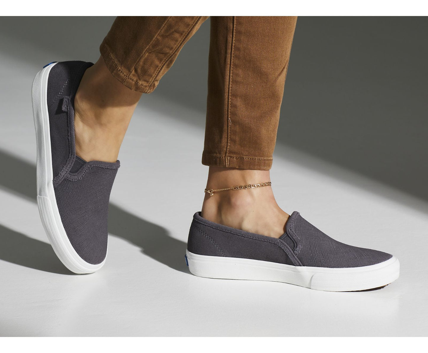 Double Decker Suede Smoke