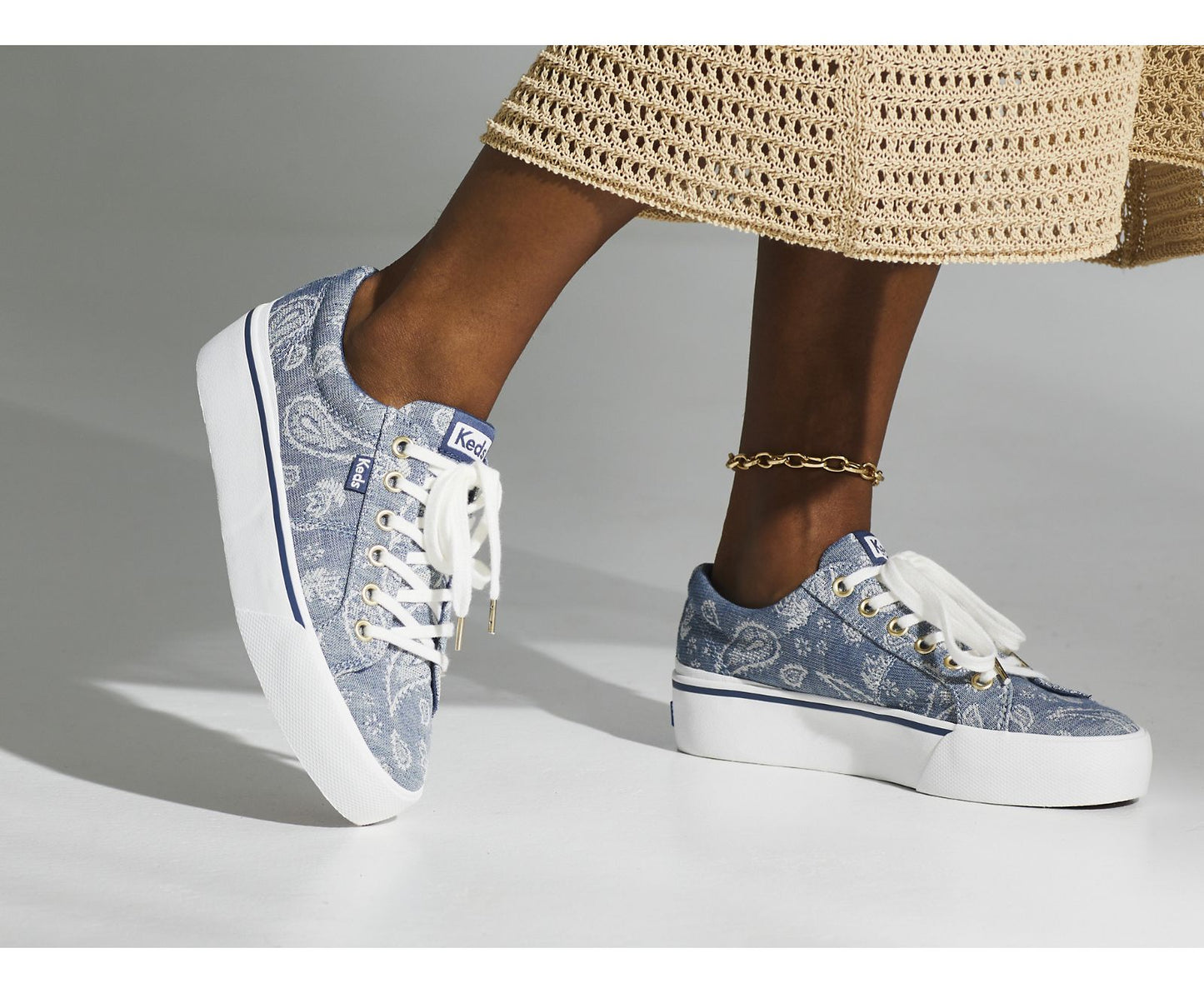 Jump Kick Duo Feat. Organic Cotton Bandana Indigo
