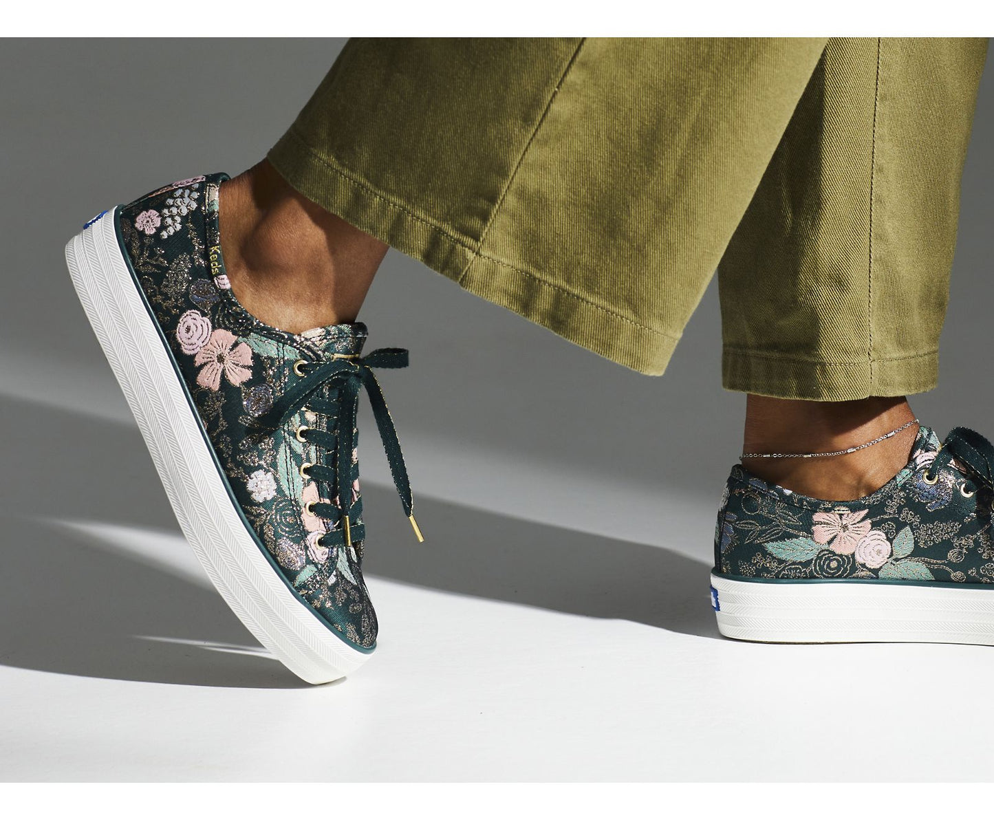 x Rifle Paper Co. Triple Kick Colette Jacquard Green/Multi