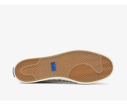 Jump Kick Leopard Pop Canvas Cream