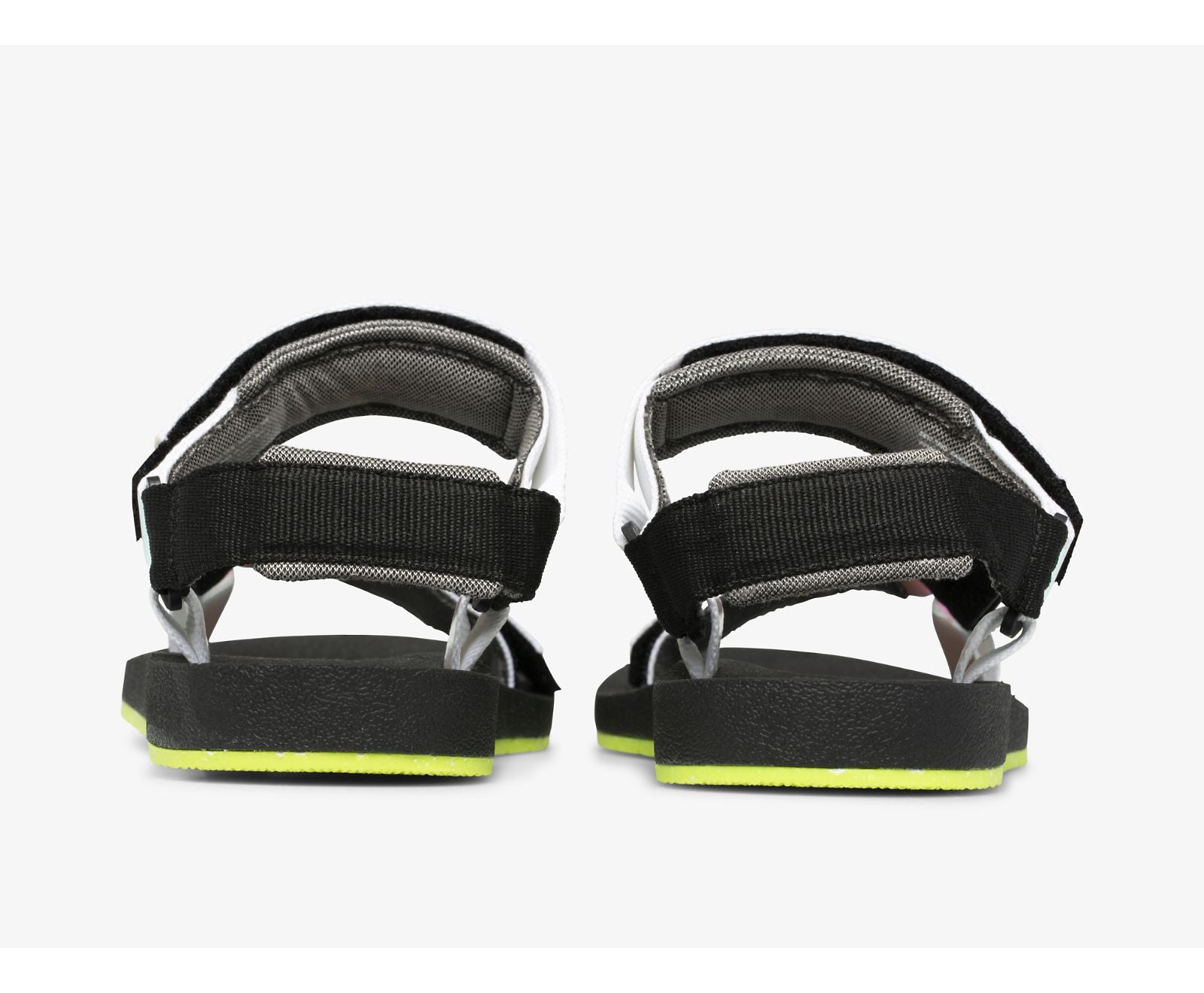 Trio Iridescent Black Multi